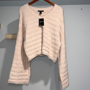 Forever‎ 21 bell sleeve cream pink sweater NWT
